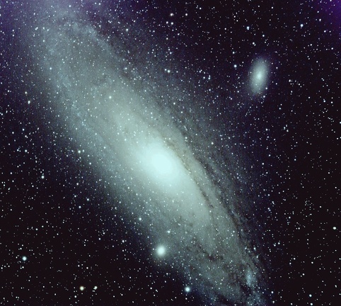 M31 elaborata e ritagliata 14 scatti