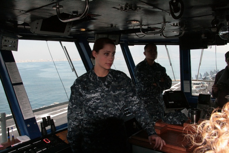 USS-Nimitz_2013-11-01_00065_DAVINO.jpg