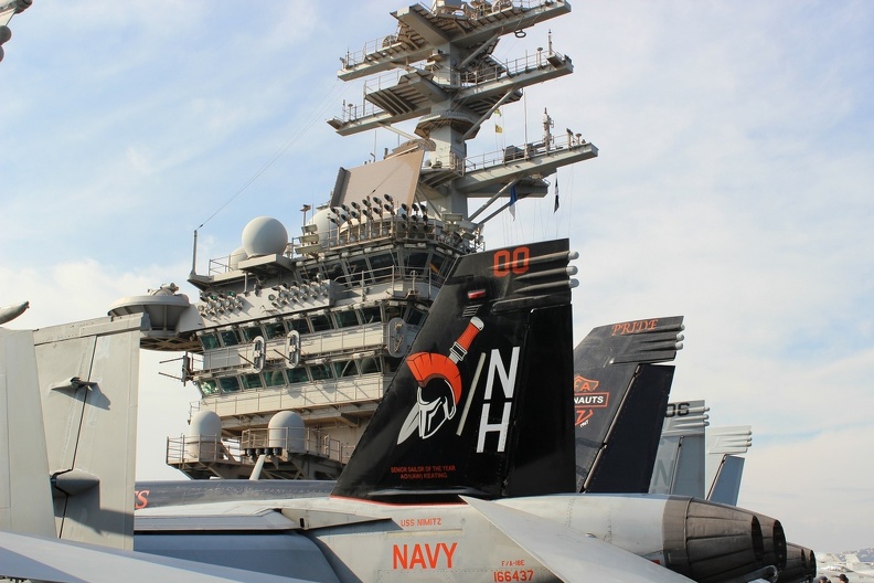 USS-Nimitz 2013-11-0100024 NOSCHESE