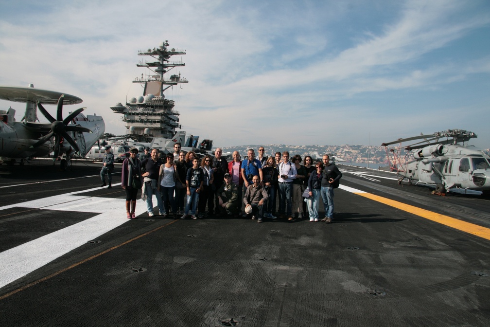 USS-Nimitz 2013-11-01 00054 DAVINO