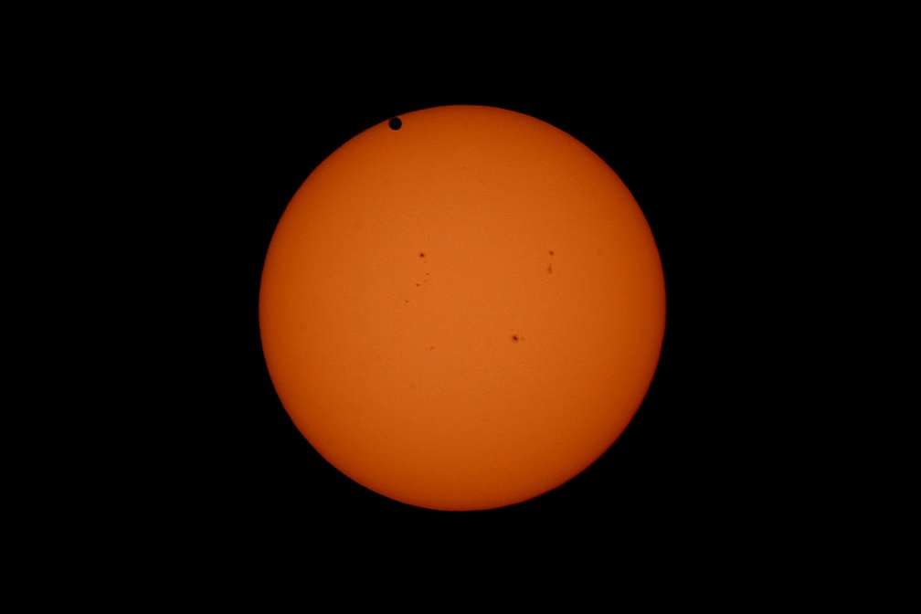 Sun-Venus 20120606 437UT DAVI IMG 1774 cut resized PS