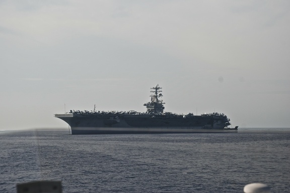 USS-Nimitz 2013-11-01 00007 NOBILI